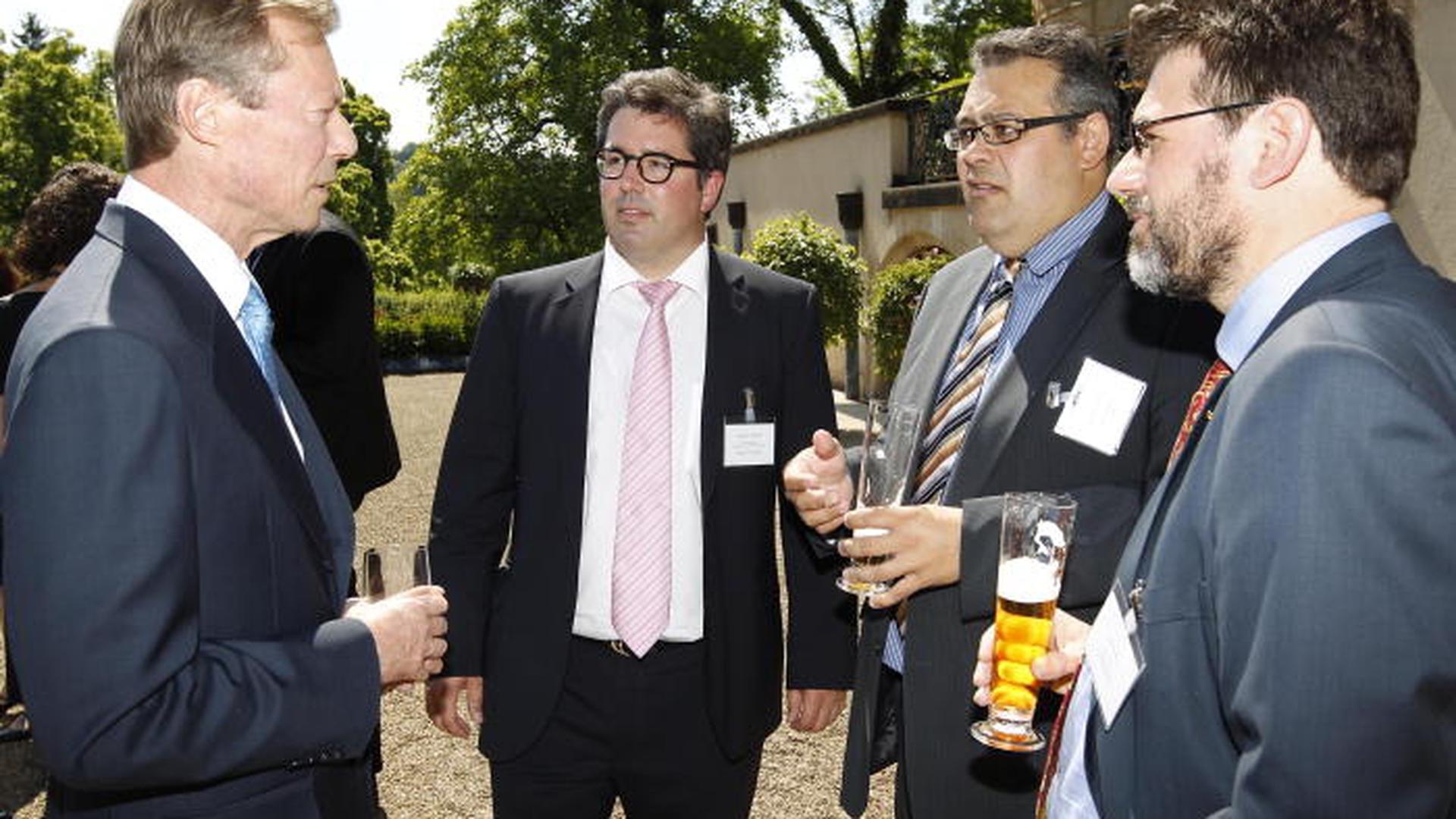 O Grão-Duque Henri com os jornalistas Claude Feyereisen (Luxemburger Wort), José Luís Correia (CONTACTO) e Marc Thill (wort.lu)