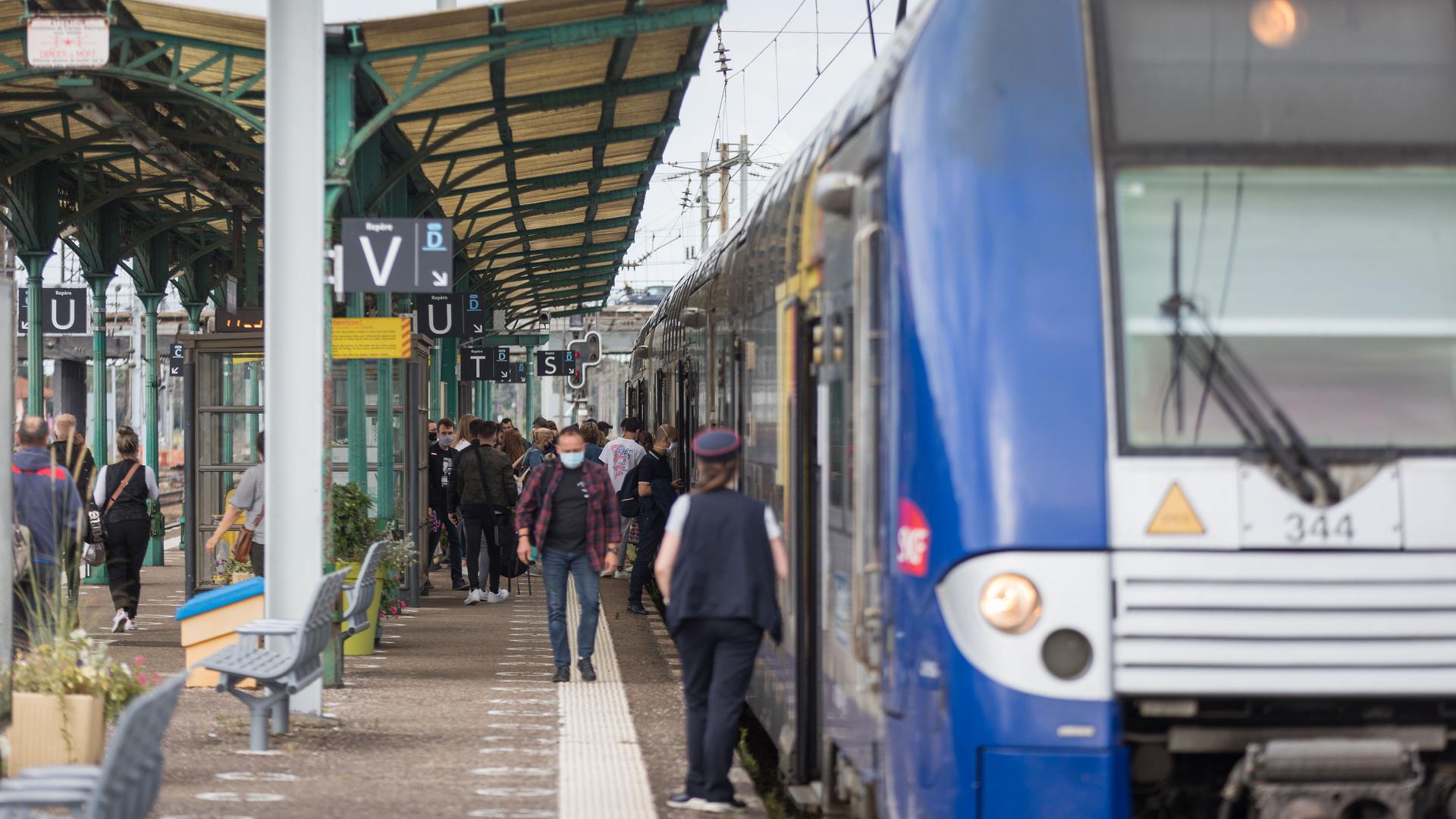 Os comboios entre a França e a Cidade do Luxemburgo deverão regressar ao serviço normal em novembro.