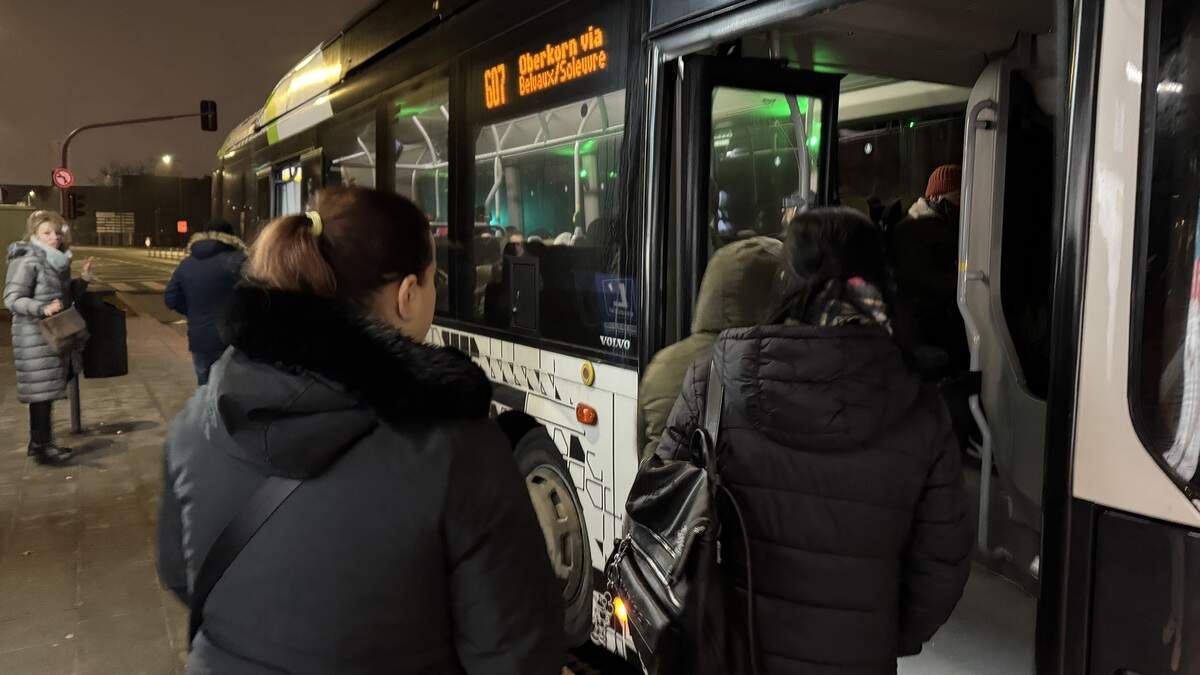 Overfull night bus problem to be resolved, ministry says | Luxembourg Times