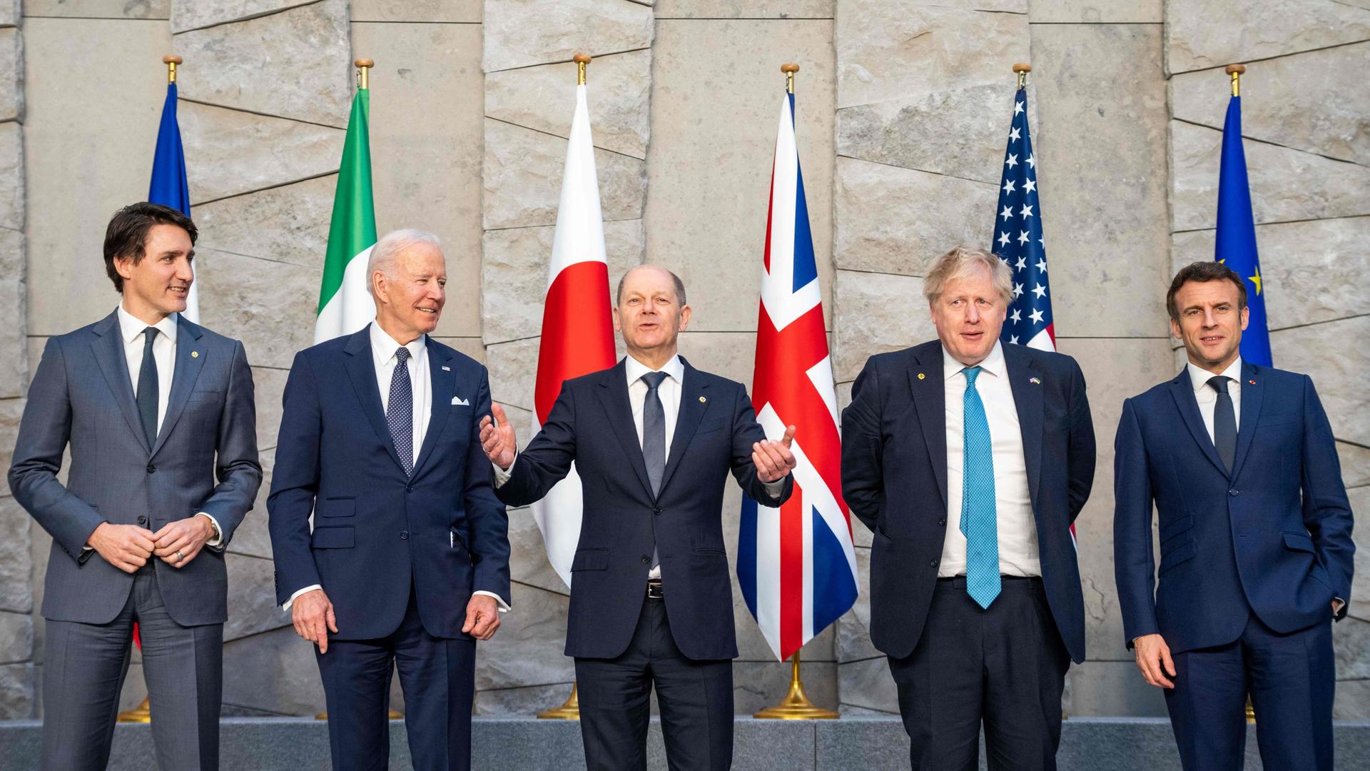 Joe Biden participou na reunião da NATO e na reunião do G7  e vai ser recebido pelos líderes europeus durante a tarde. 