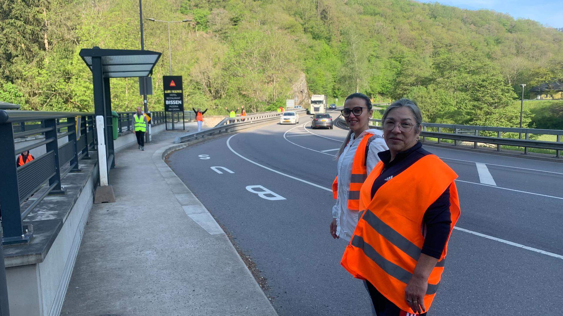 Ana Amorim e o seu grupo a caminho de Wiltz. 