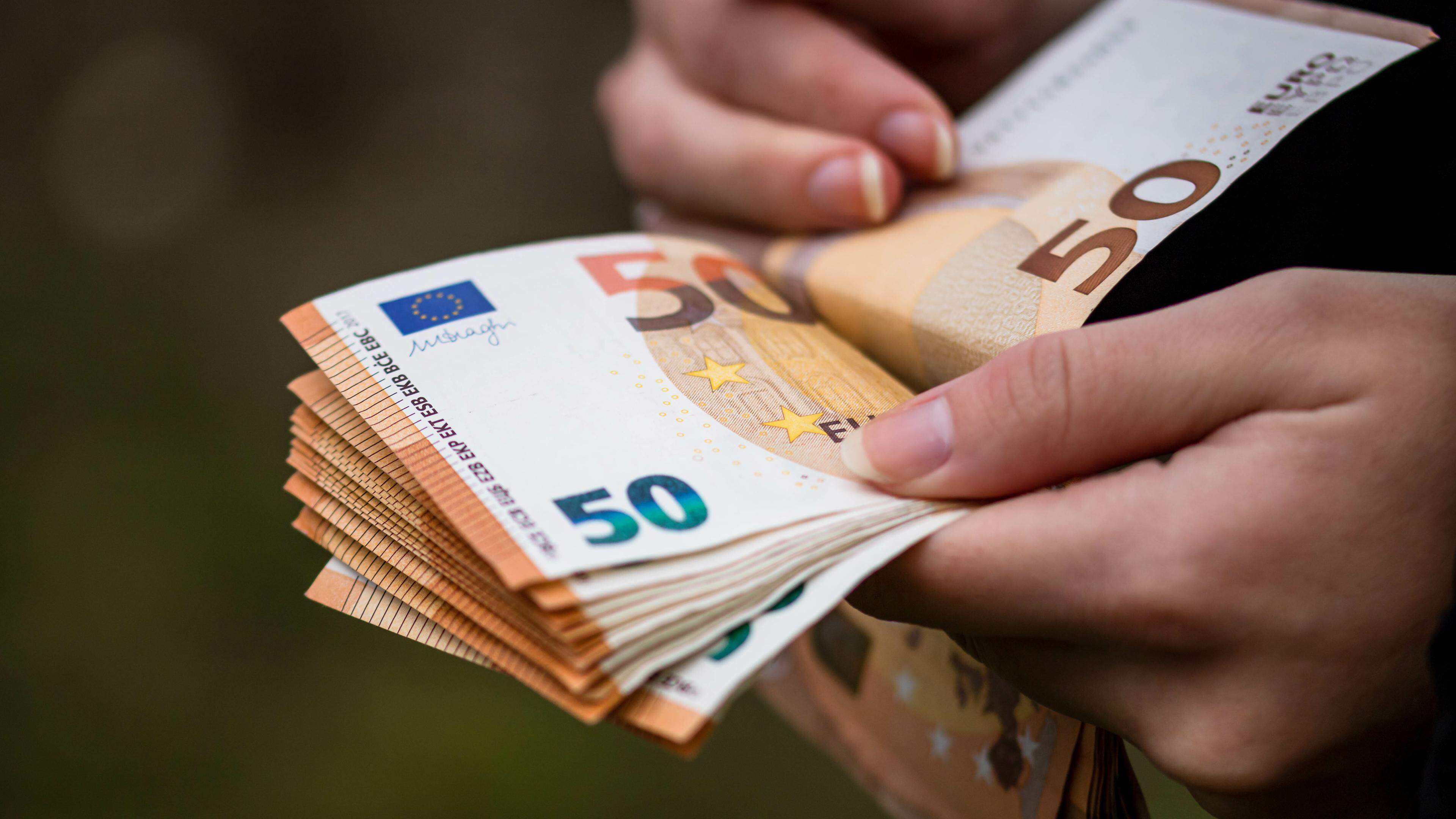 Novo jogo Eurosorteio já é oficial e pode dar-lhe 20 mil euros por mês  durante 30 anos - Notícias de hoje - IOL