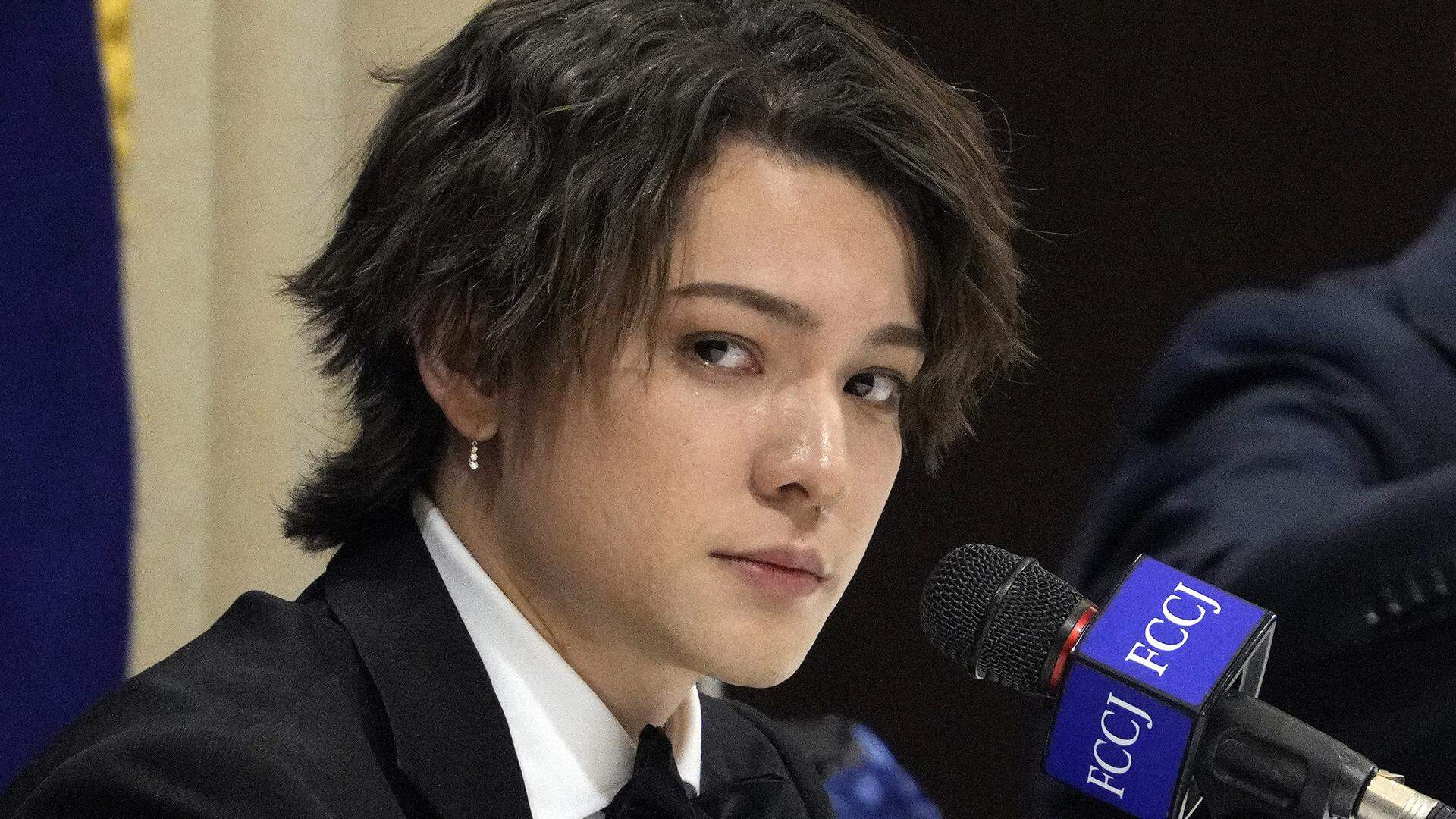 epa10569146 Kauan Okamoto, former member of Johnny's Jr. and musician, addresses a press conference at the Foreign Correspondents' Club of Japan (FCCJ) in Tokyo, Japan, 12 April 2023. Okamoto claims he was abused by Johnny Kitagawa, one the most powerful figures in Japan’s entertainment. According to a press release by the FCCJ, Okamoto says 'he was assaulted up to 20 times during his apprenticeship and that abuse by the then elderly Kitagawa continued until later in his life'. Kitagawa died in 2019.  EPA/FRANCK ROBICHON