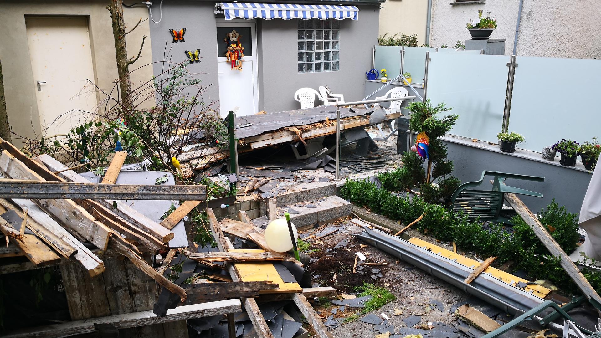 A destruição após o tornado