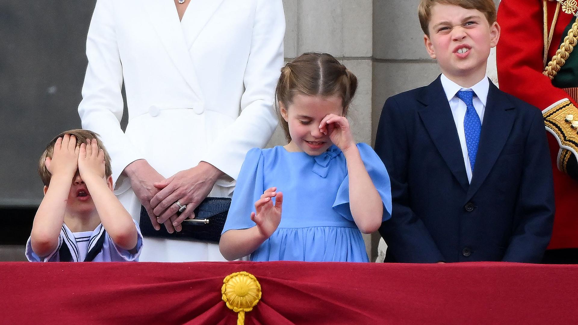 Princesa Charlotte, usou um vestido de marca portuguesa no Jubileu que esgotou em poucas horas.