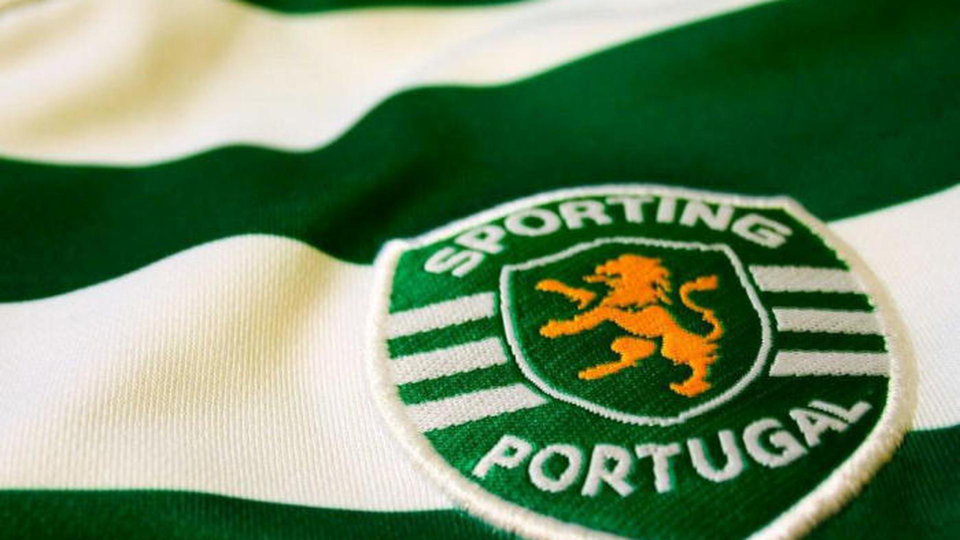 Sporting com. Спортинг. Эмблема Спортинга. Флаг клуба Спортинг Лиссабон. Эмблема футбольного клуба Спортинг.