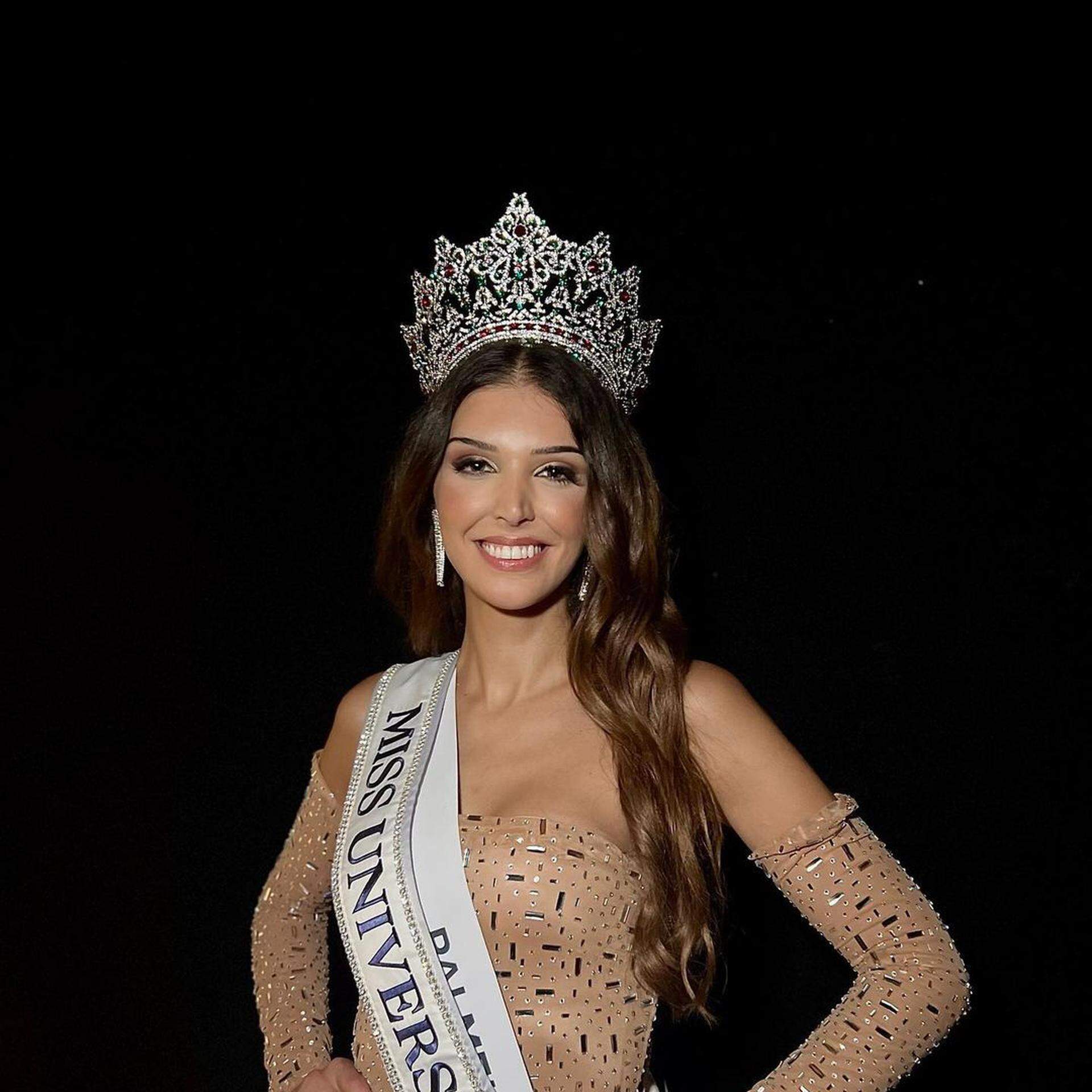 Mulher transgénero é coroada pela primeira vez Miss Portugal e é candidata  a Miss Universo – Observador