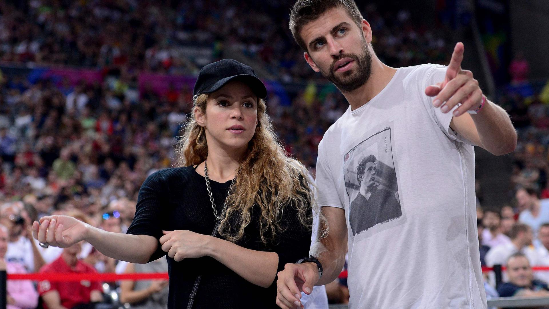 A ordem de despejo do pai de Piqué apressou a mudança de Shakira e filhos para Miami.