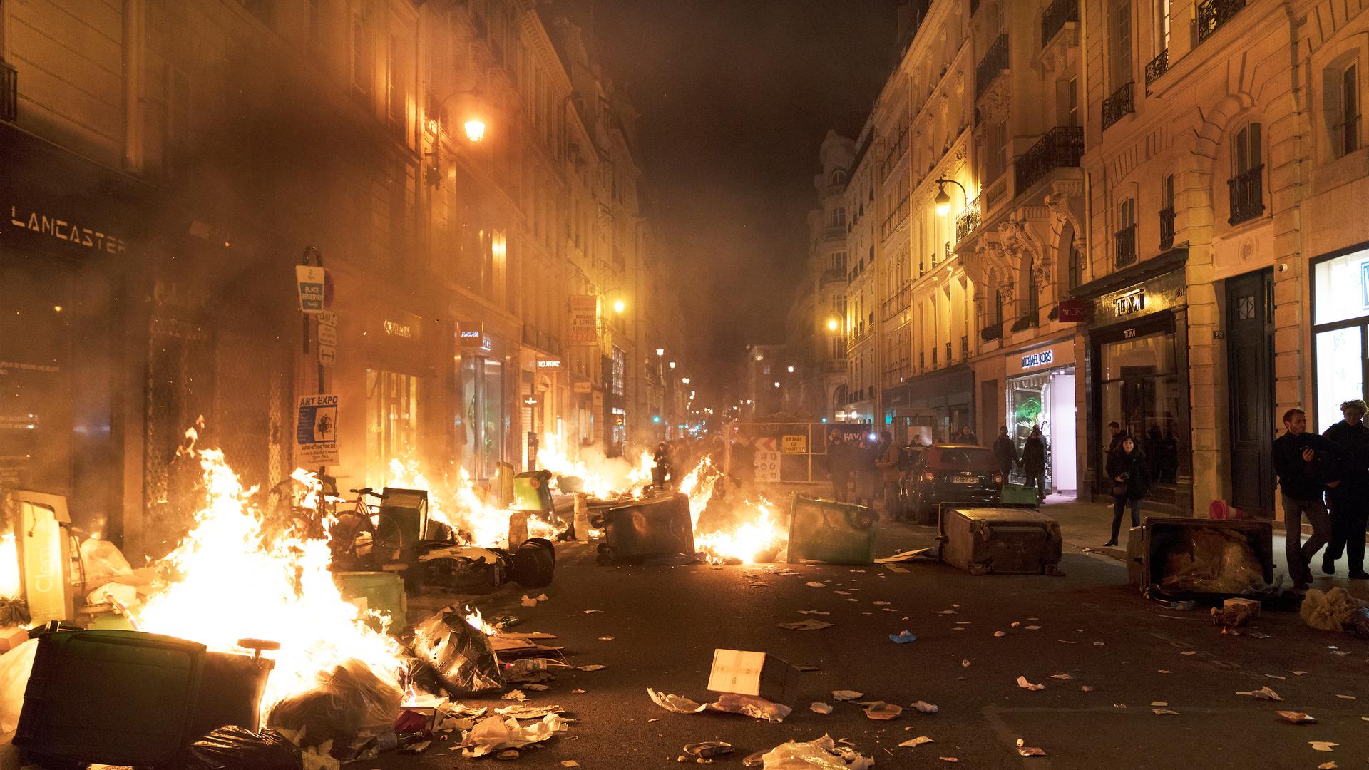 Protestos em França contra a reforma de pensões. 