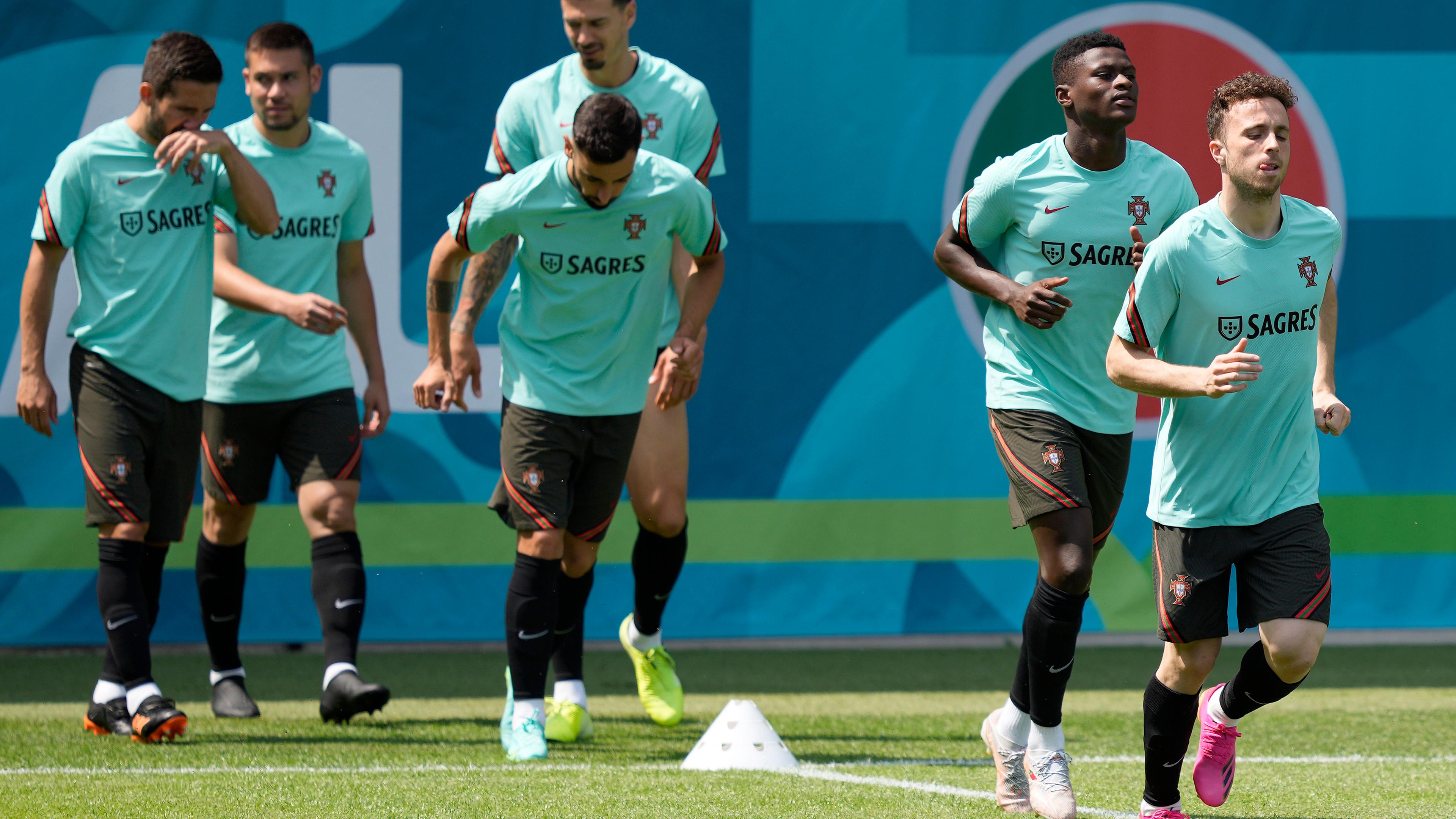 Mais que um jogo: irmãos adotivos serão rivais na final do