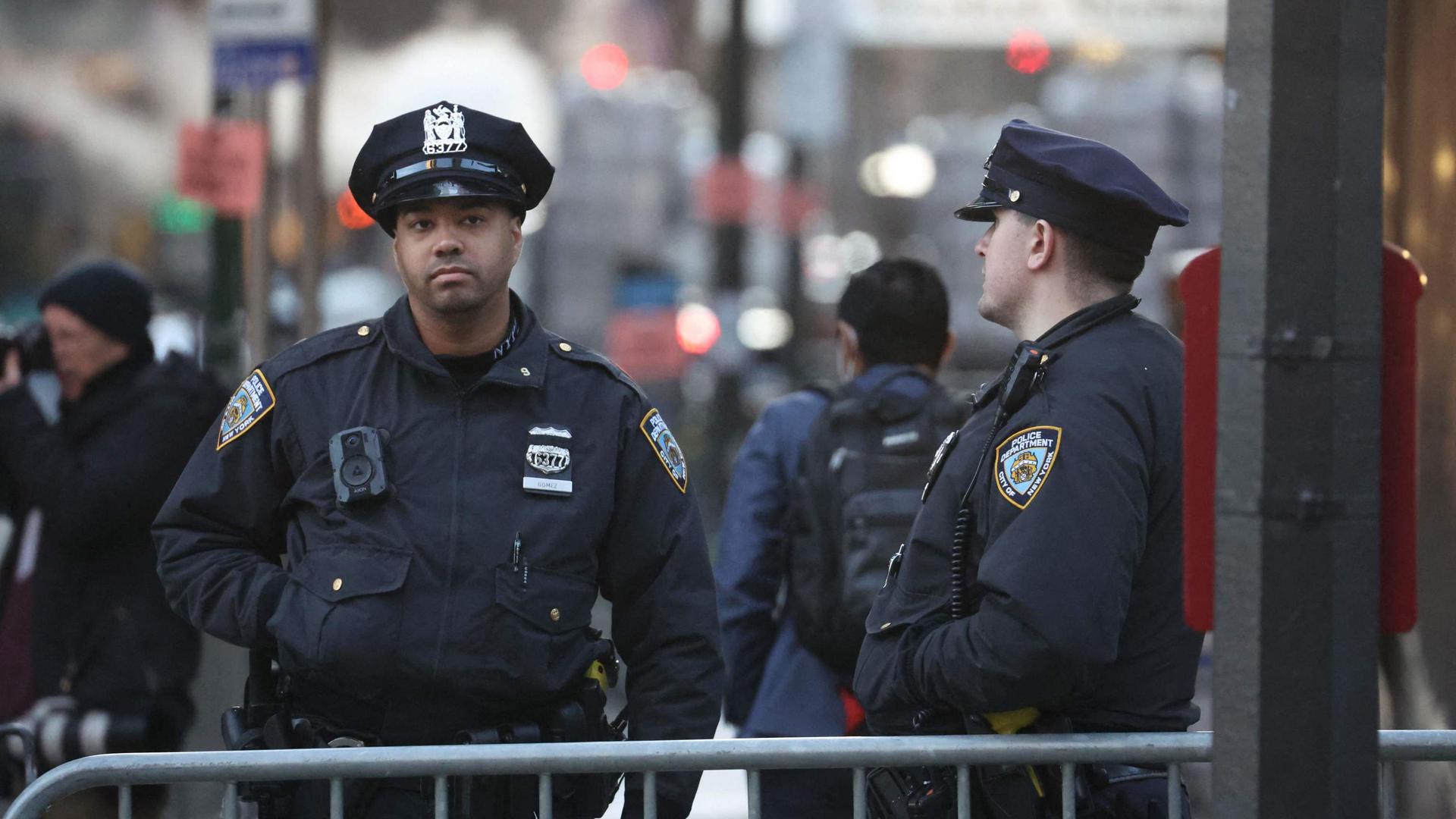 Forças policiais concentram-se já esta segunda-feira junto à Trump Tower, a residência de Donald Trump em Nova Iorque.