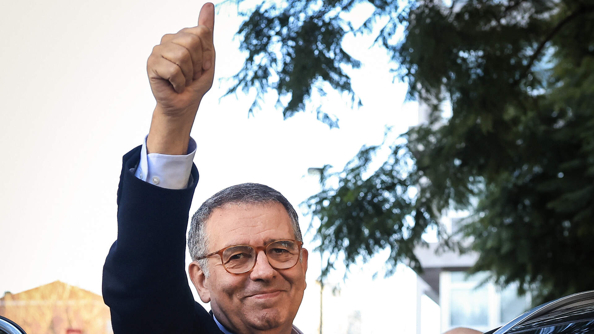 António José Seguro: “Nas presidenciais há um bloqueio à participação eleitoral dos emigrantes” | Contacto